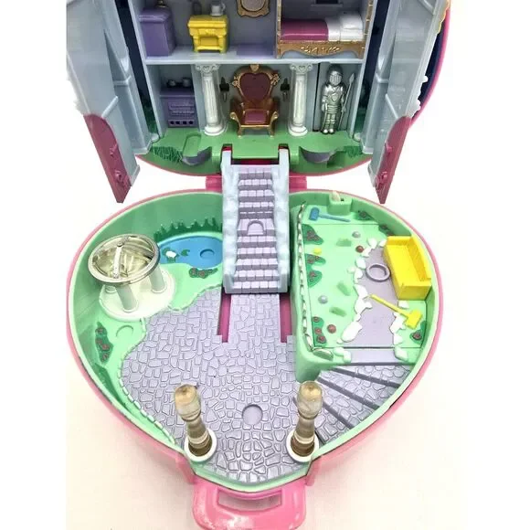Polly Pocket Starlight Castle 1992 Bluebird CompactHas Horse And Carrige Read